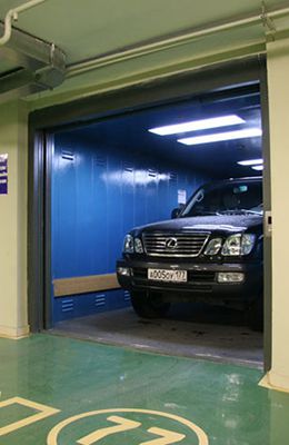 Товаро - пътнически асансьори